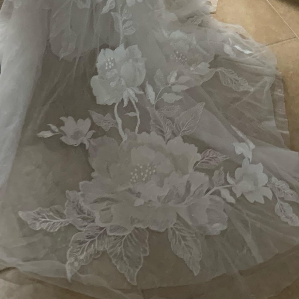 Willowby Prescott Wedding Gown - Picture 11 of 11